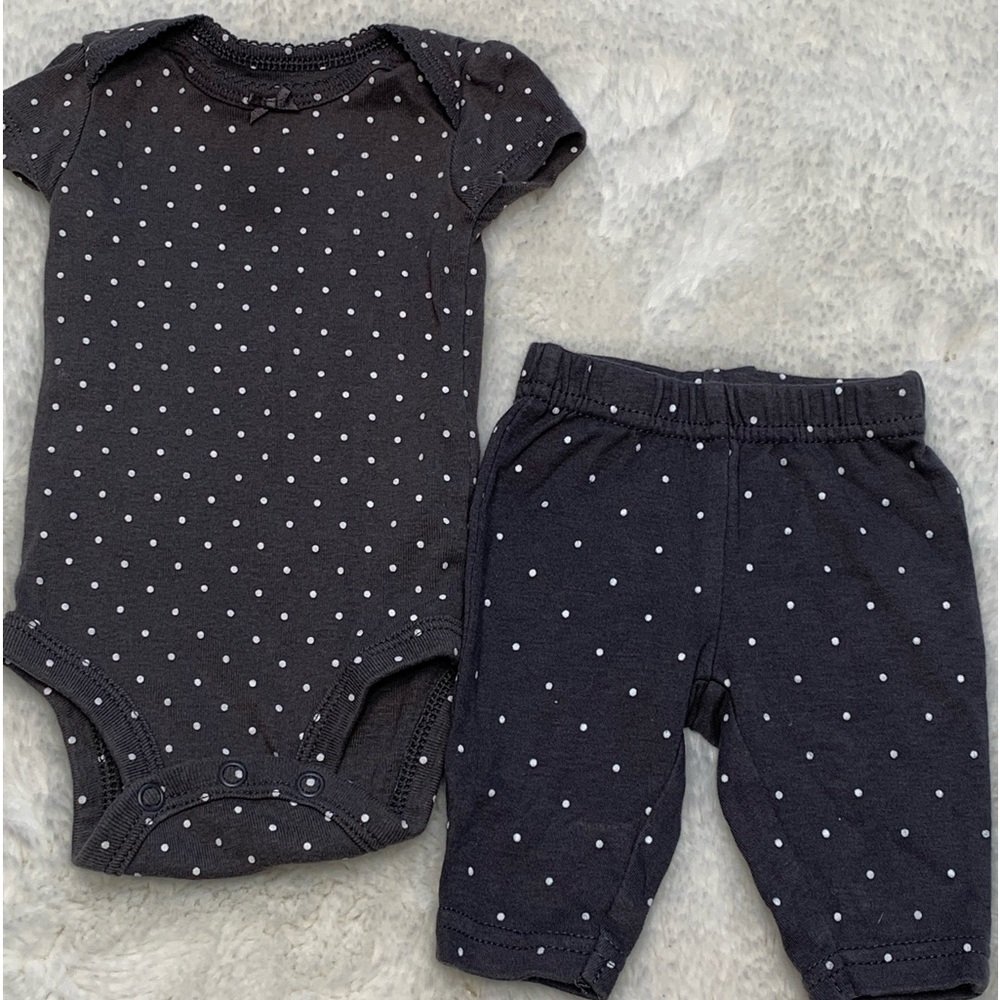 CARTERS TWO PEICE SET